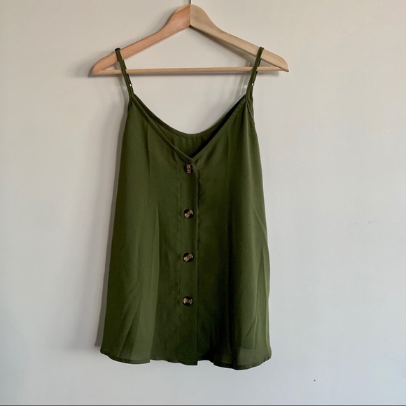 Green button up tank - Picture 2 of 6